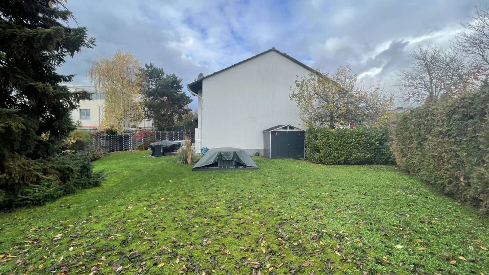 Baugrundstück in Wiesbaden-Delkenheim — Bild 1 von 5