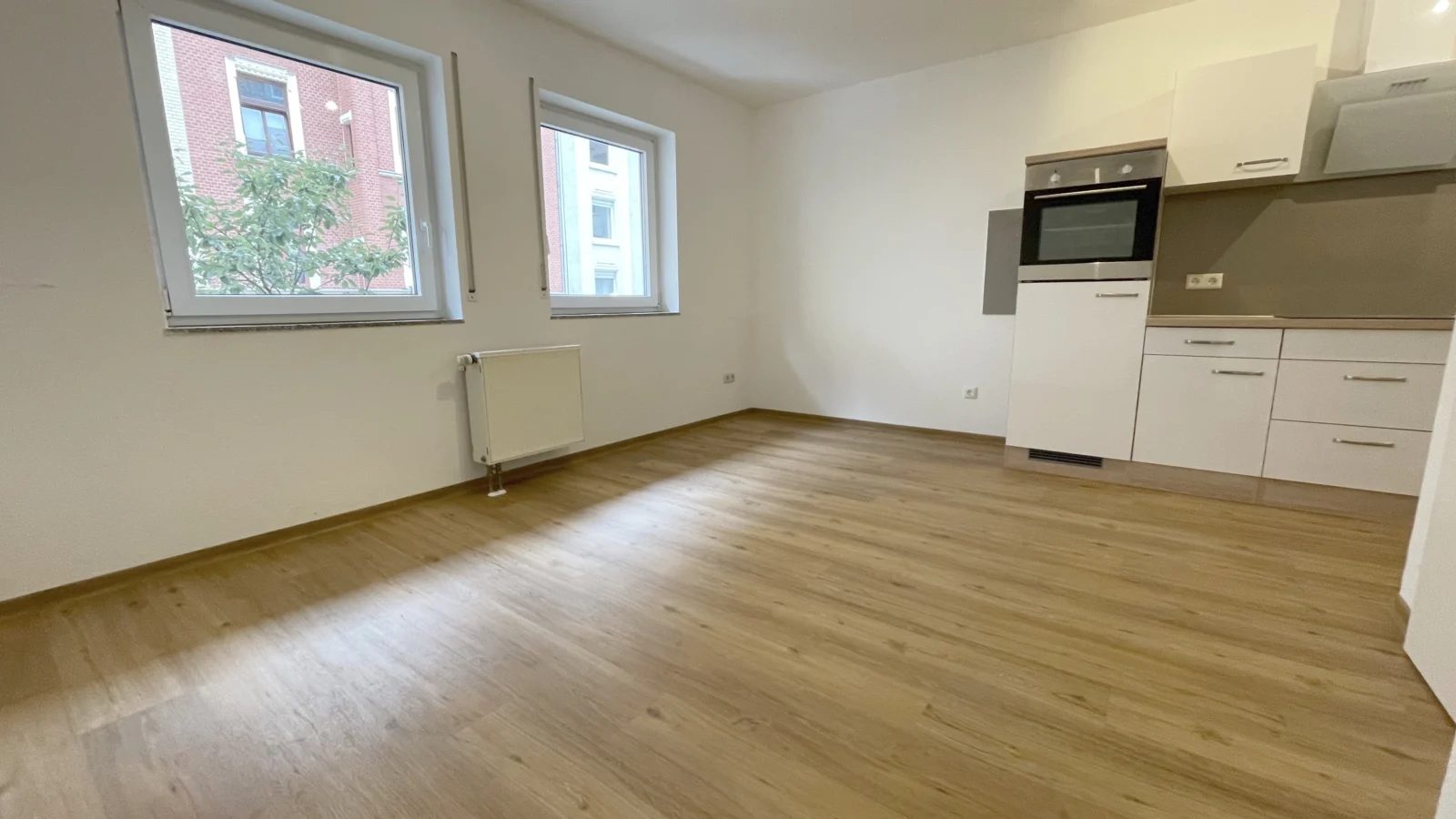 Schickes 1-Zimmer Appartement mit Einbauküche in der Mainzer Neustadt — Bild 1 von 10