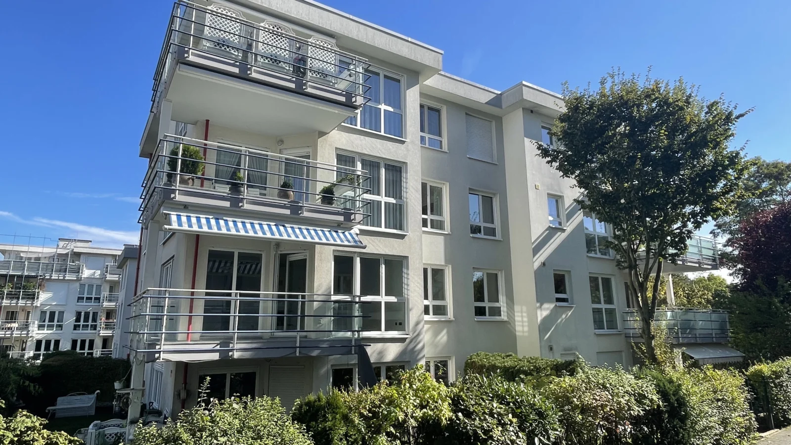 Helle 3-Zimmer Wohnung in ruhiger Lage von Wiesbaden — Bild 1 von 1