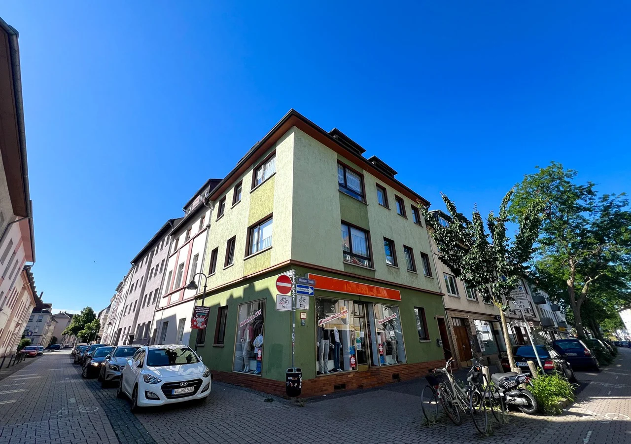 Wohn- & Geschäftshaus in beliebter und zentraler Lage von Mainz-Kastel! — Bild 1 von 25