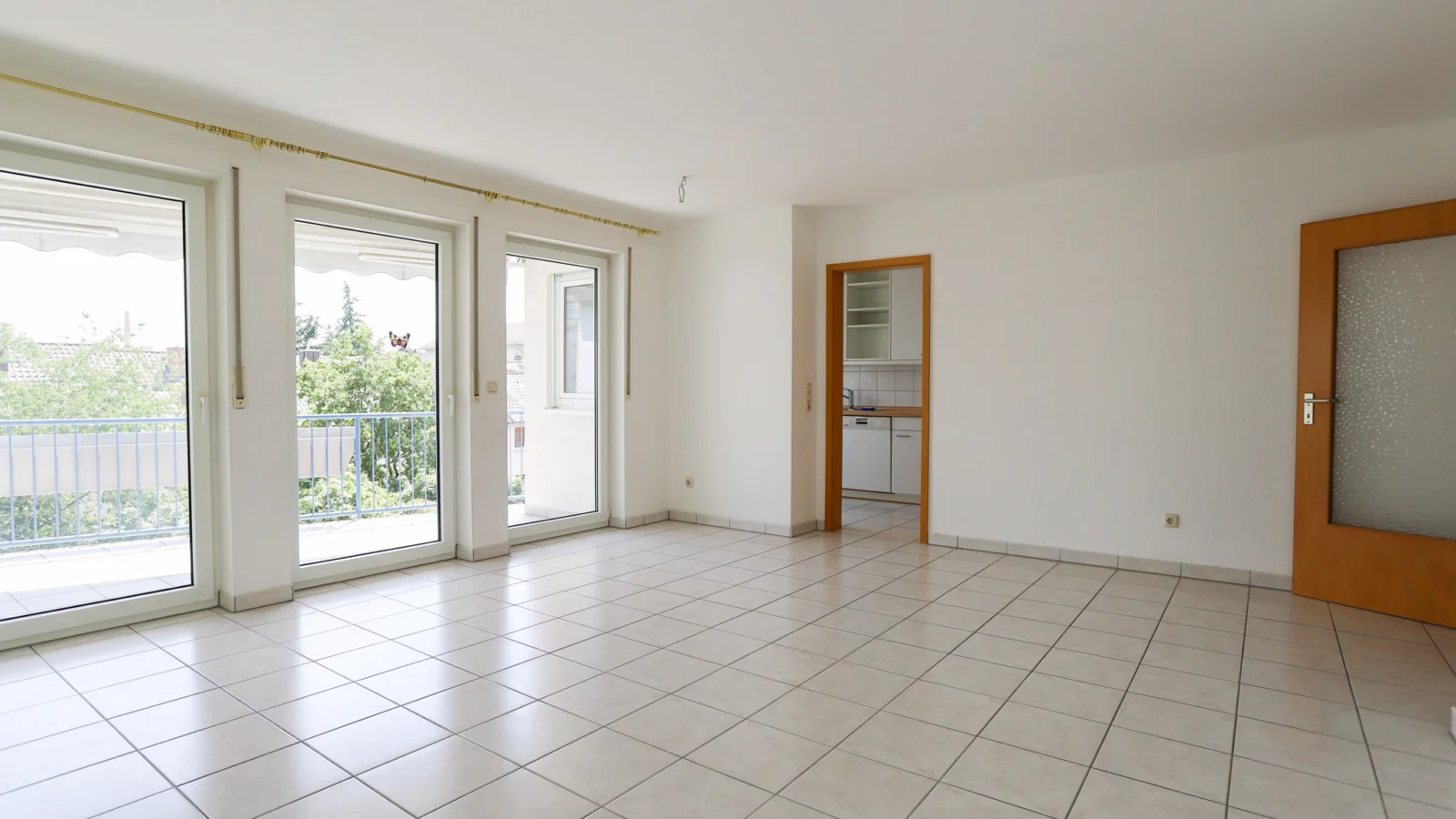 Helle 3-Zimmerwohnung mit Balkon in Mainz! — Bild 1 von 16