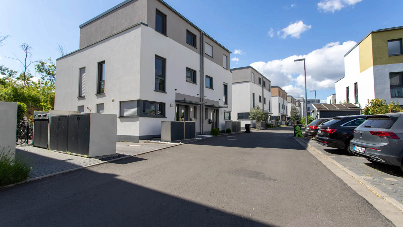 Moderne 3-Zimmer-Wohnung mit hochwertiger Ausstattung — Bild 1 von 15
