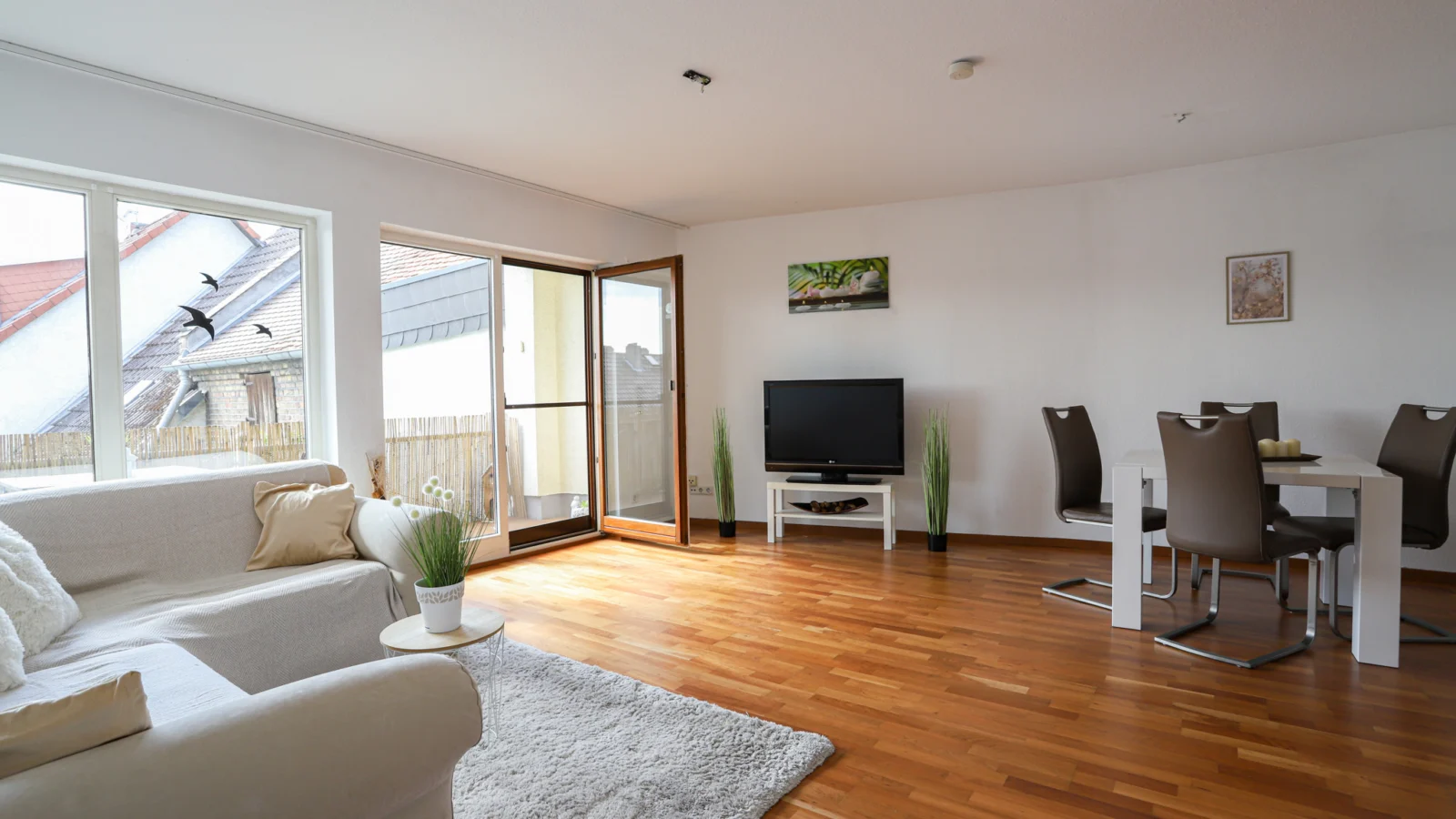 Traumhafte 3-Zimmer Maisonette Wohnung im schönen Wiesbaden! — Bild 1 von 10