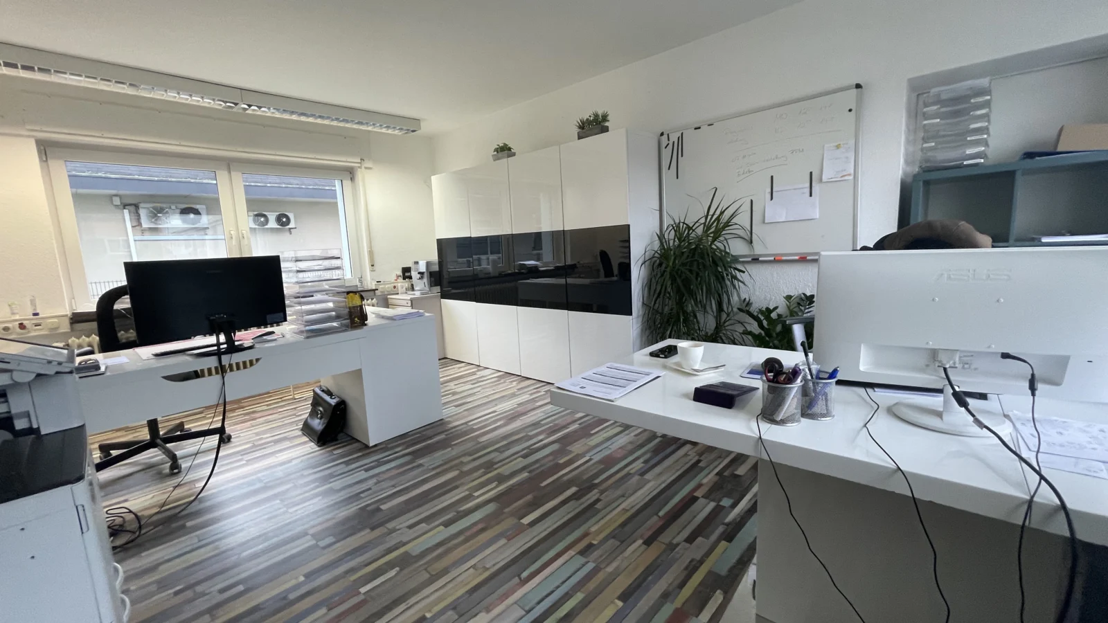Büroräume in einer Bürogemeinschaft in zentraler Lage von Mainz-Kastel!! — Bild 1 von 6