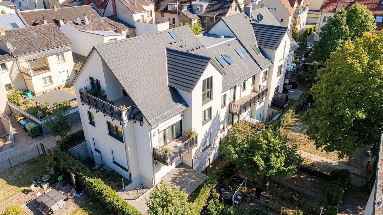 Zukunftsstarke Kapitalanlage: Baujahr 2021, Effizienzhaus 40, 8 Einheiten, ca. 147.384 € Jahres-NKM — Bild 1 von 24