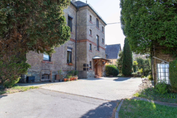 Charmantes Altbau-​MFH mit 5 WE in Eltville! Optional mit separatem Baugrundstück zu erwerben, 65345 Eltville am Rhein, Mehrfamilienhaus